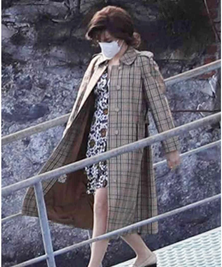 House Of Gucci Lady Gaga Checkered Coat 1 House Of Gucci Lady Gaga Checkered Coat