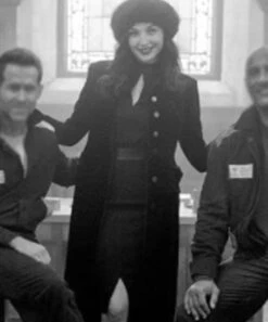 Red Notice Gal Gadot Black Coat