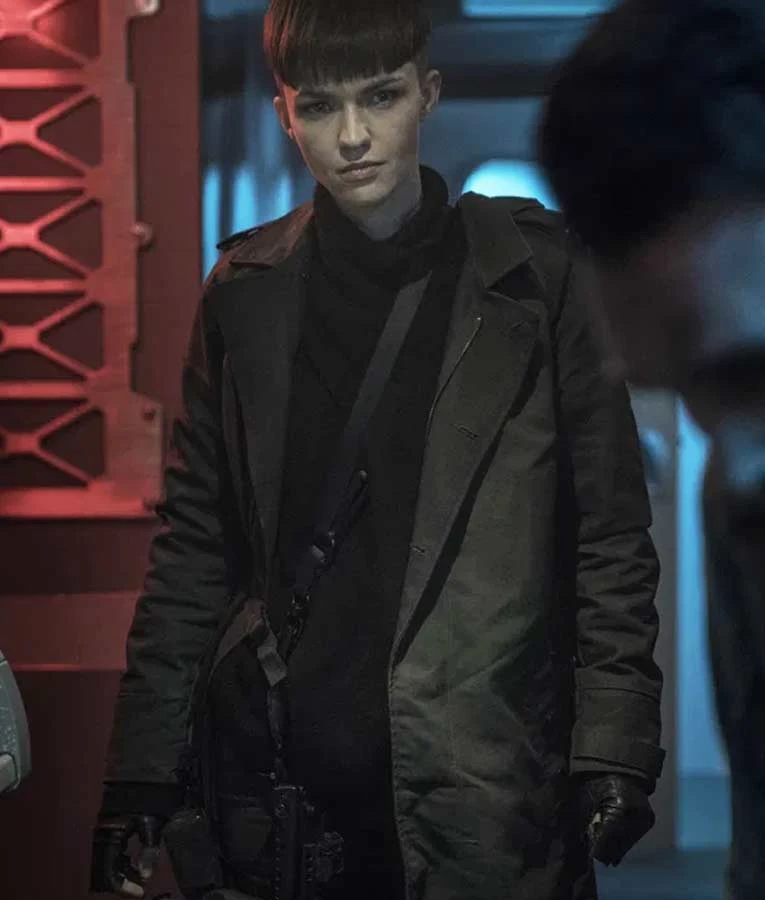 SAS: Red Notice Ruby Rose Black Coat 2 SAS: Red Notice Ruby Rose Black Coat - Image 2